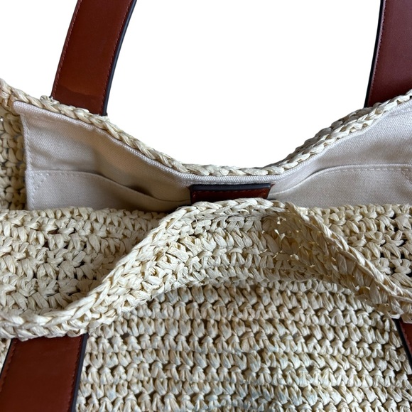 Banana Republic Woven Raffia Purse - Picture 3 of 11